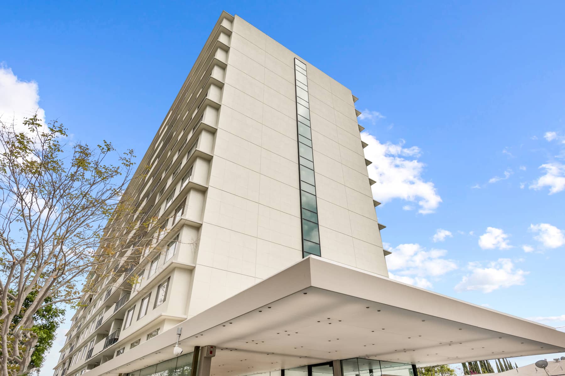 3,000+ Square Foot Penthouse Fixer at Doheny Plaza