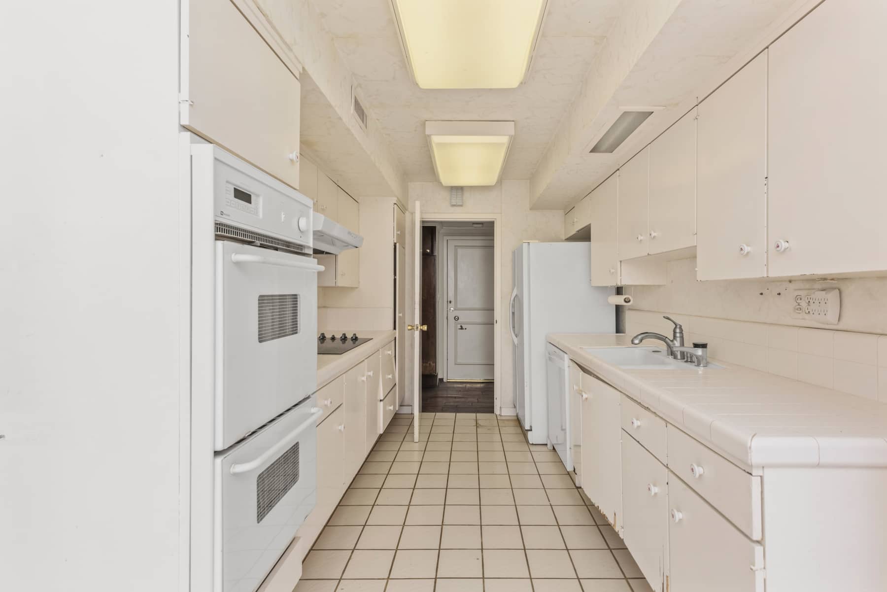 3,000+ Square Foot Penthouse Fixer at Doheny Plaza