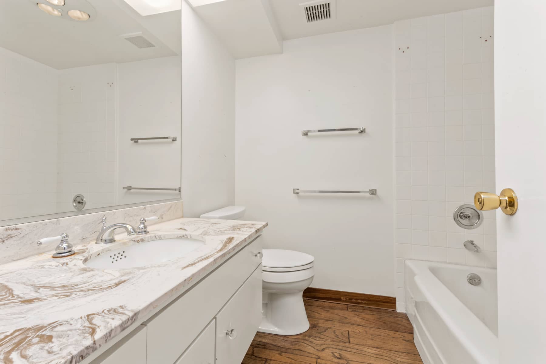3,000+ Square Foot Penthouse Fixer at Doheny Plaza