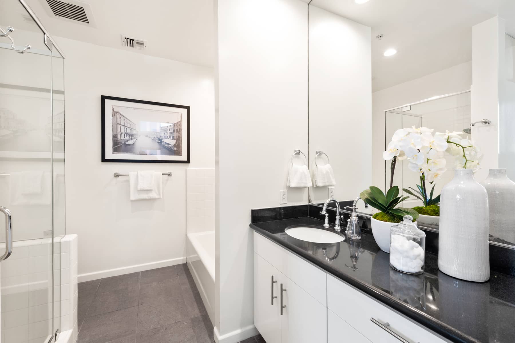 Stunning Contemporary Penthouse in Prime Westwood