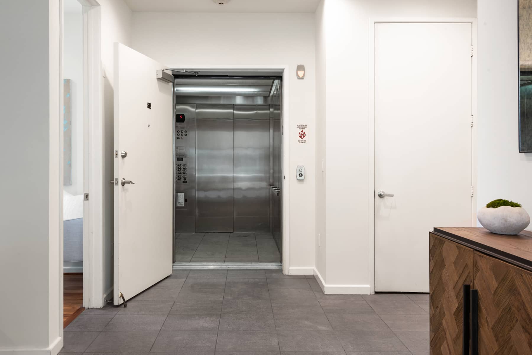Stunning Contemporary Penthouse in Prime Westwood