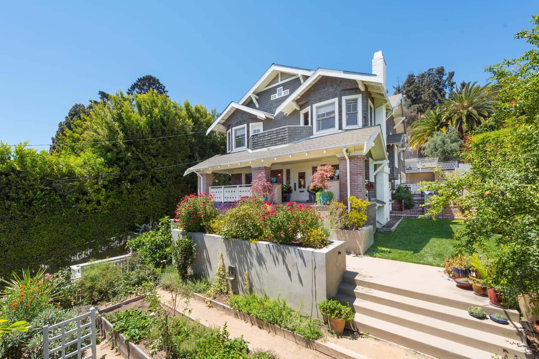 Top Quality Traditional with Pool and Guest House