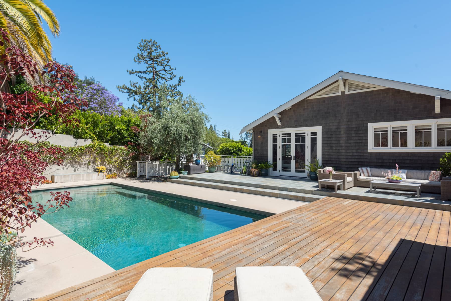 Top Quality Traditional with Pool and Guest House