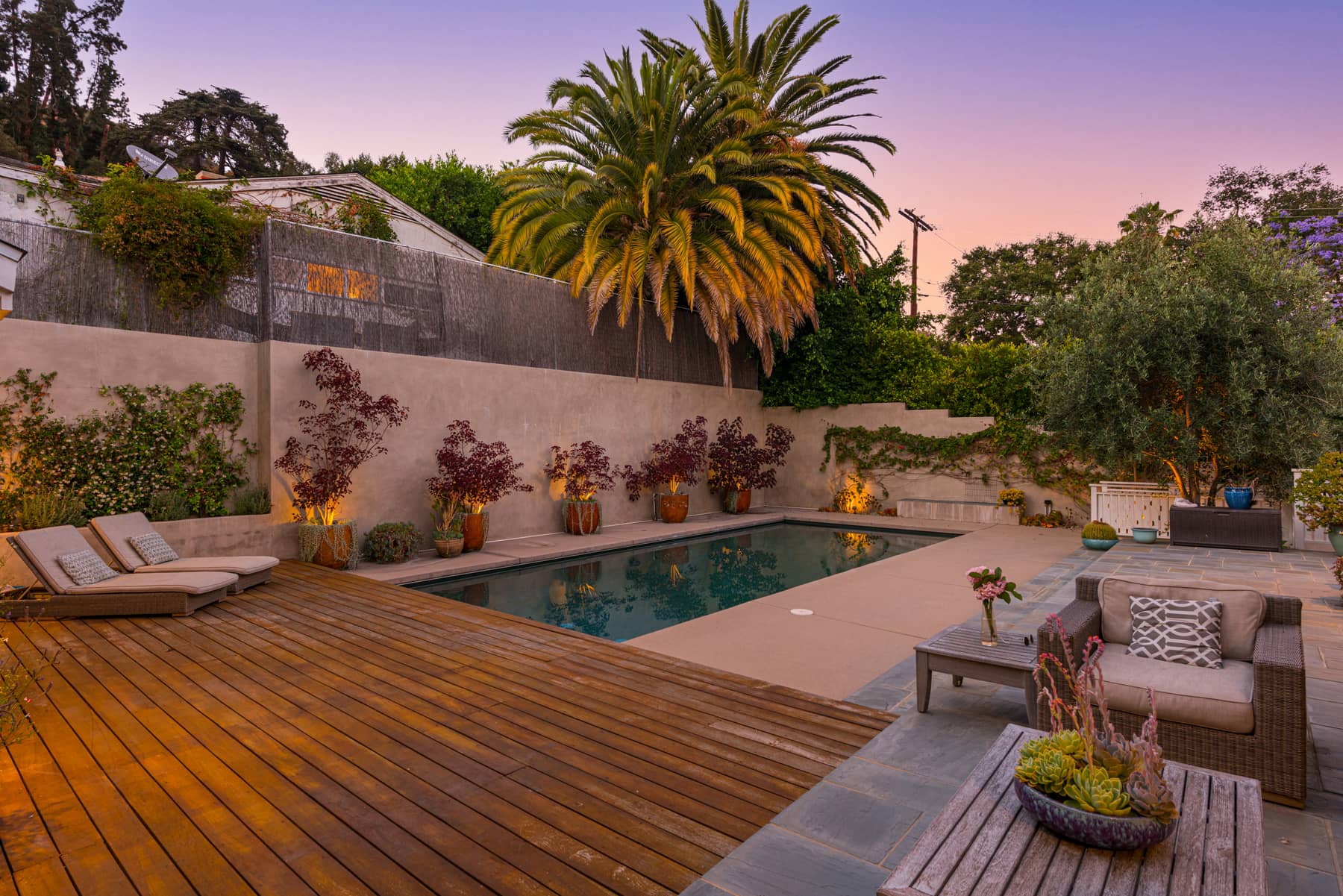 Top Quality Traditional with Pool and Guest House